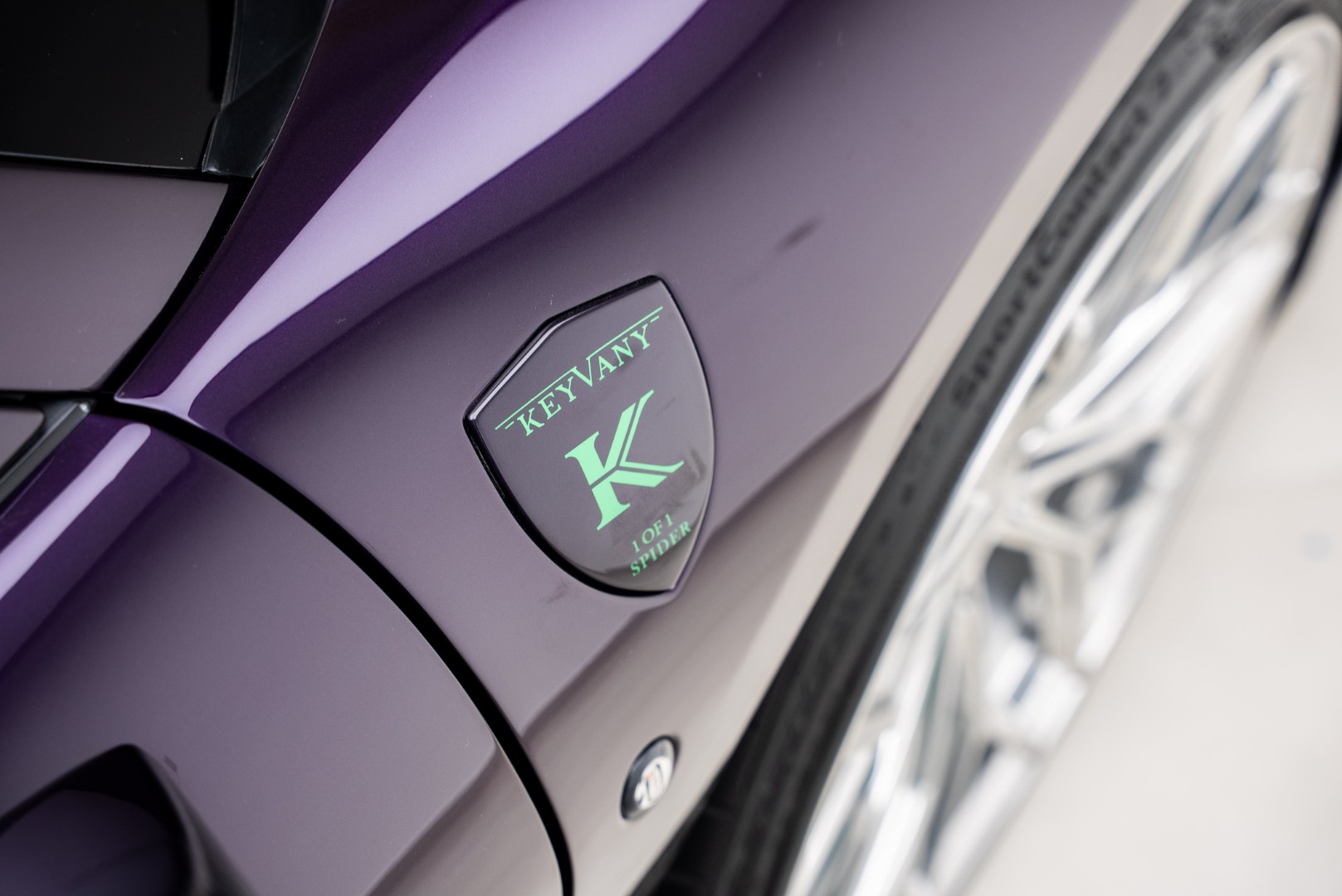 2023 FERRARI F8 SPIDER KEYVANY 1OF1